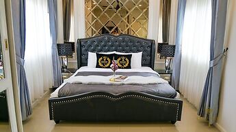 Exquisite Pool Villa C