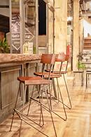 The Entaneer Poshtel - Hostel