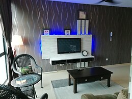 Lawang Suite 1 Bedroom Corner Apartment