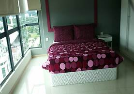 Lawang Suite 1 Bedroom Corner Apartment