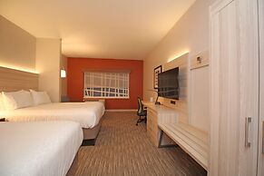 Holiday Inn Express & Suites Ocala by IHG