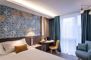 voco Strasbourg Centre The Garden by IHG