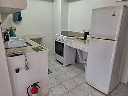 Cumber's Tropical Apartments