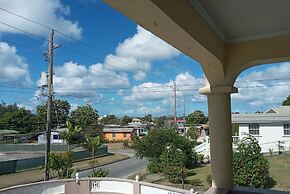 Cumber's Tropical Apartments