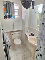 Cumber's Tropical Apartments