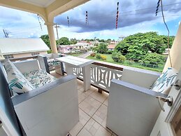 Cumber's Tropical Apartments