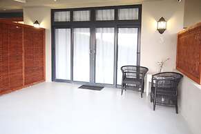 Curry's Post Bed and Breakfast