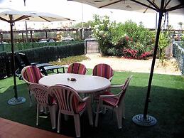 Venavera D30B - Ground Garden 2 Dorm 1 Bath, Walk to Beach