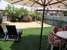 Venavera D30B - Ground Garden 2 Dorm 1 Bath, Walk to Beach