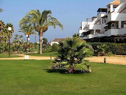 VenAVera E21B - 1 Bedroom/1Bath Beachfront WIFI