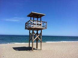 VenAVera E21B - 1 Bedroom/1Bath Beachfront WIFI