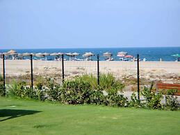 VenAVera E21B - 1 Bedroom/1Bath Beachfront WIFI