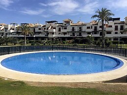 Venavera H21a - 2 Dorm / 1bath Walk to Beach