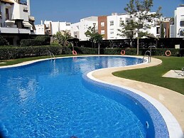 Venavera H21a - 2 Dorm / 1bath Walk to Beach