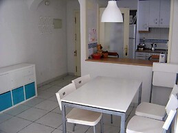 Venavera H21a - 2 Dorm / 1bath Walk to Beach