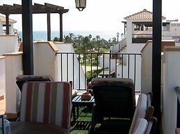 VenAVera H22D - Penthouse 2 Bedrooms/1Bath Beachfront WIFI