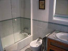 Venavera J12a - 2 Dorm 1 Bath Attic Beachfront