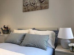 Stunning one bedroom apartment by Creatick