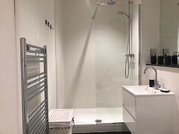 Stunning one bedroom apartment by Creatick