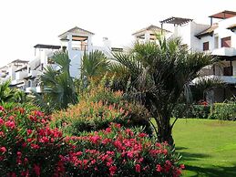 VenAVera C10A - Ground floor Garden 3Bedrooms/2Baths Beachfront, WIFI