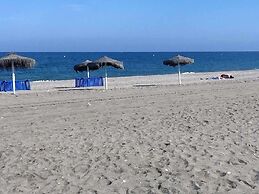 VenAVera C10A - Ground floor Garden 3Bedrooms/2Baths Beachfront, WIFI