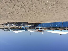 VenAVera C10A - Ground floor Garden 3Bedrooms/2Baths Beachfront, WIFI