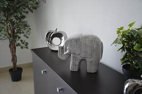 Playa Suites Apartment