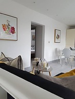 Icon Mews Southend  with FREE WiFi