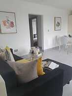 Icon Mews Southend  with FREE WiFi