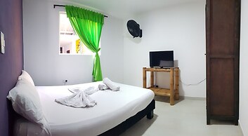 La Mercedes Lite Hostal By MH