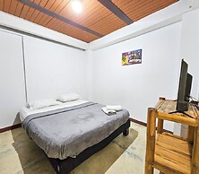 La Mercedes Lite Hostal By MH