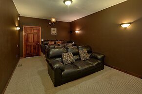 Uwoduhi Pool Lodge Apartment 6