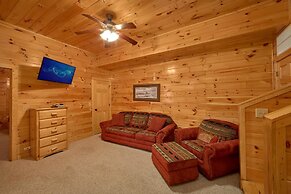 A Smoky Hideaway Apartment 5