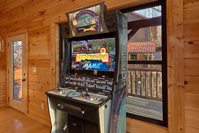 A Smoky Hideaway Apartment 5