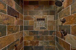 Big Sky Lodge Apartment 2