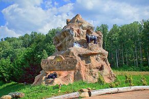 Indoor Pool Beauty Apartment 5