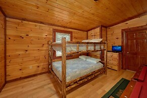 Pool Movie 1 Apartment 6