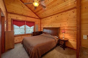 Pool Movie 1 Apartment 6