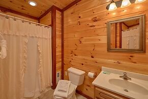 Pool Movie 1 Apartment 6