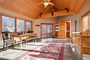 Ski Trail Lodge II