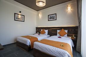 Hoi An Silk River Villa