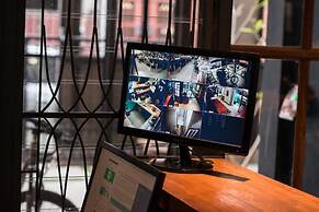 4Share Hostel - Adults Only