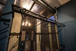 4Share Hostel - Adults Only