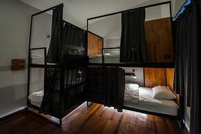 4Share Hostel - Adults Only
