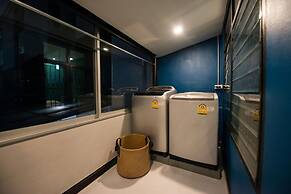 4Share Hostel - Adults Only