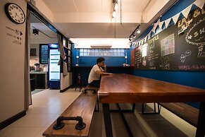 4Share Hostel - Adults Only