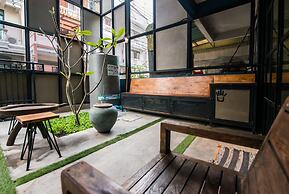 4Share Hostel - Adults Only