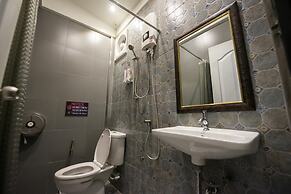4Share Hostel - Adults Only