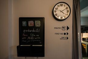 4Share Hostel - Adults Only