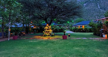 Foothill Pushkar Resort